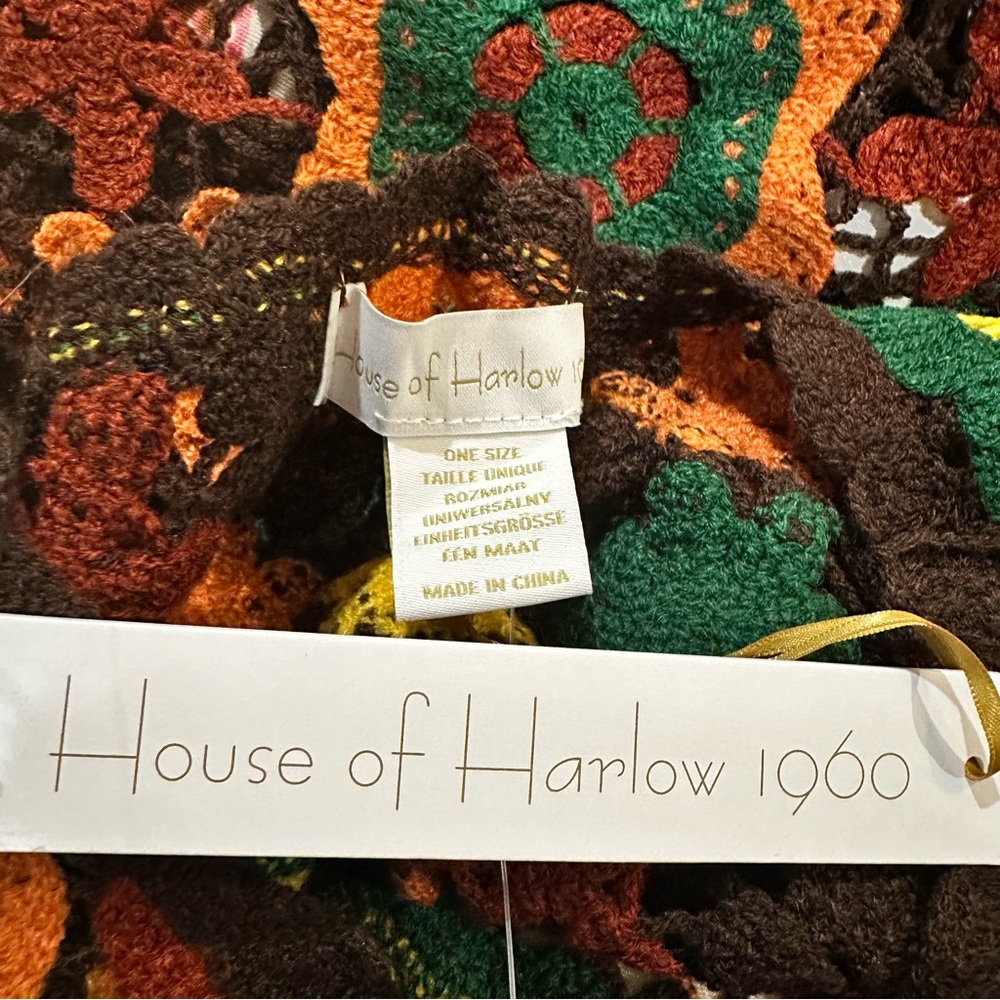 House of Harlow 1960 NWT Crochet Floral Fringe Poncho – One Size - Picture 10 of 10
